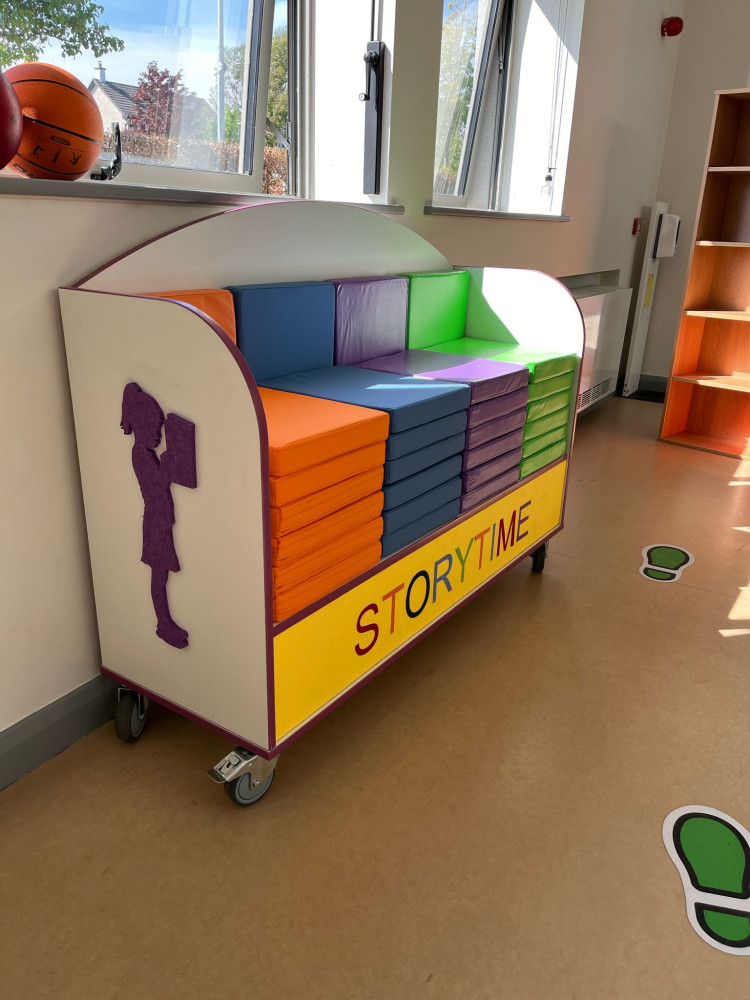 Mobile Library Couch